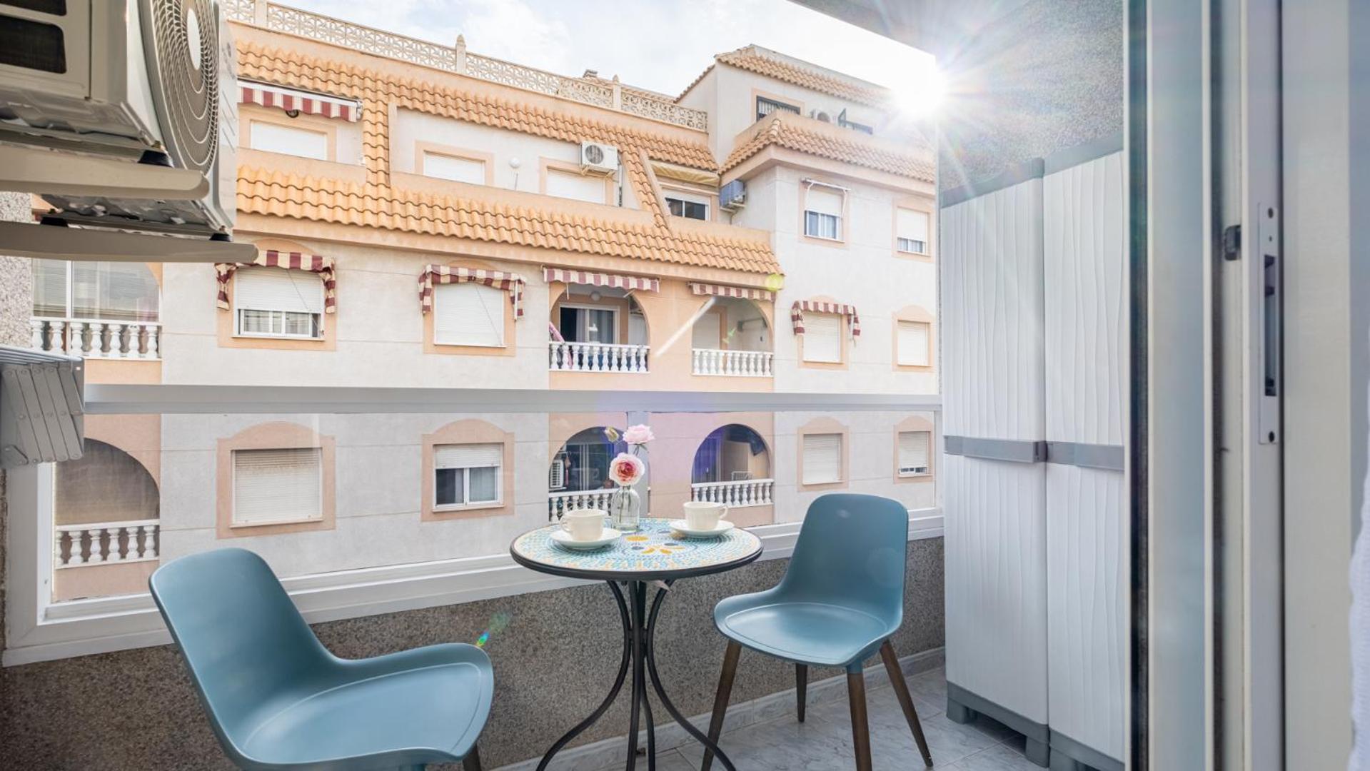 Apartamento Centrico Con Garaje Torrevieja Zewnętrze zdjęcie